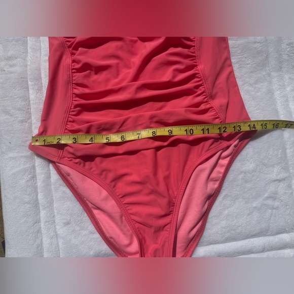 La blanca Vibrant Coral One-Piece Swimsuit beach resort vacation summer size 8 - Picture 6 of 16